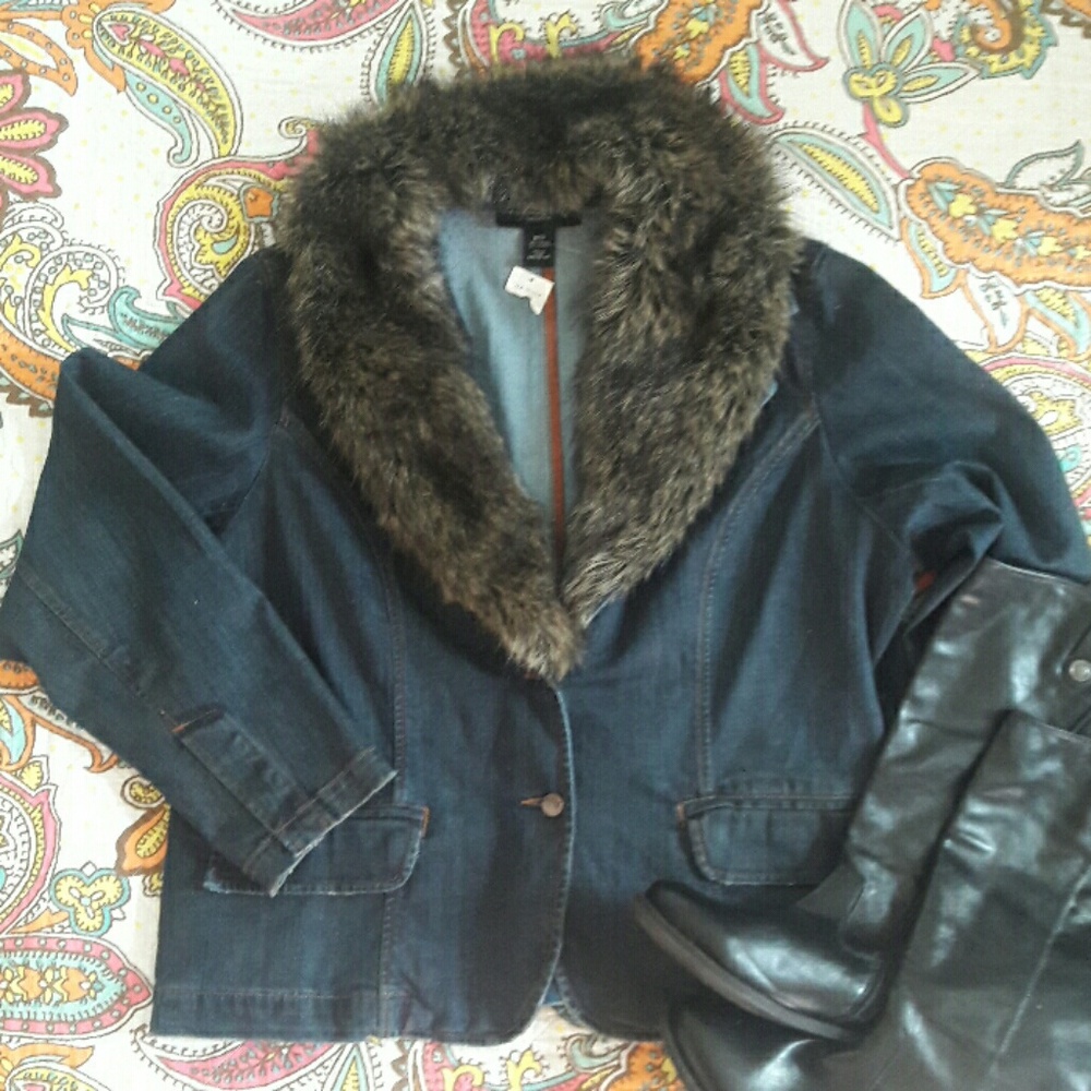 Lane Bryant Denim Blazer - NWT *LOWEST PRICE *