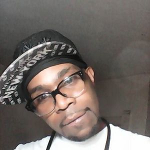 Meet your Posher, Essix