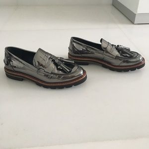 Stuart Weitzman- never worn!