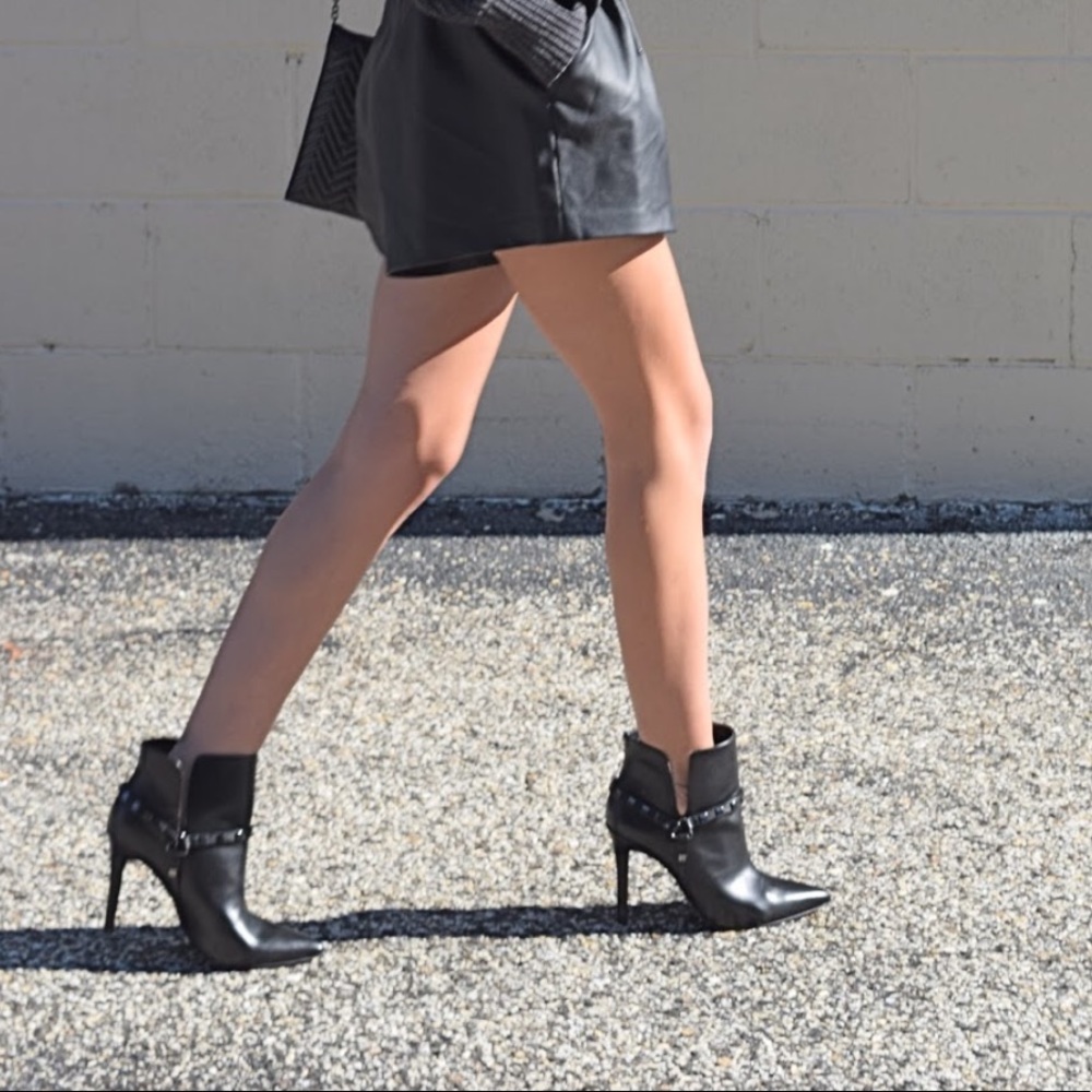 🎀SOLD🎀 Bcbgeneration Studded Black Booties