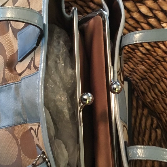 Coach bag - Picture 2 of 3