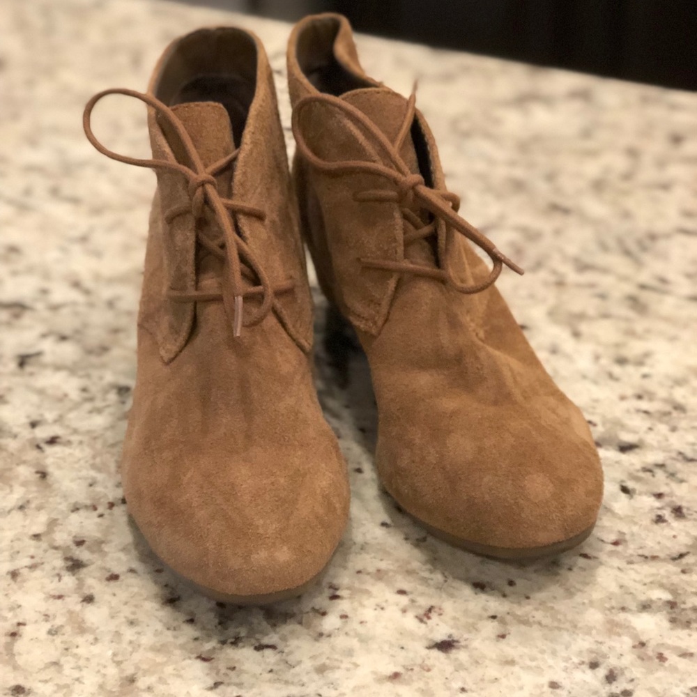 SOLD Nine West