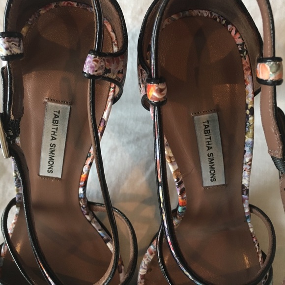 Tabitha Simmons strappy floral stiletto - Picture 4 of 5
