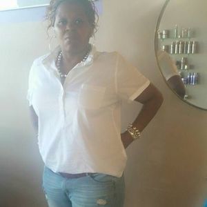 Meet your Posher, Vanessa