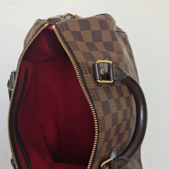 Louis Vuitton (LV) Authentic/Real Handbag - Picture 4 of 5