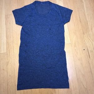 Lululemon swifts t-shirt