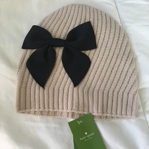 Kate spade winter hat with bow