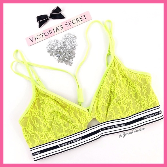 •Victoria’s Secret• Keyhole Front Lace bralette - Picture 2 of 3