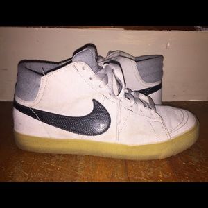 Size 9 Nike High Top Grey/Black/ Lime Green