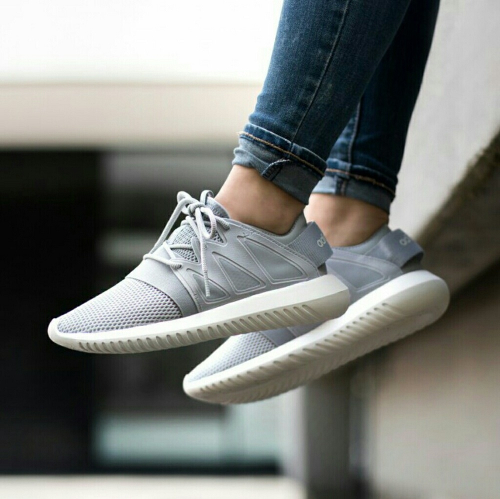 TODAY ONLY🎉Adidas Originals Tubular Viral