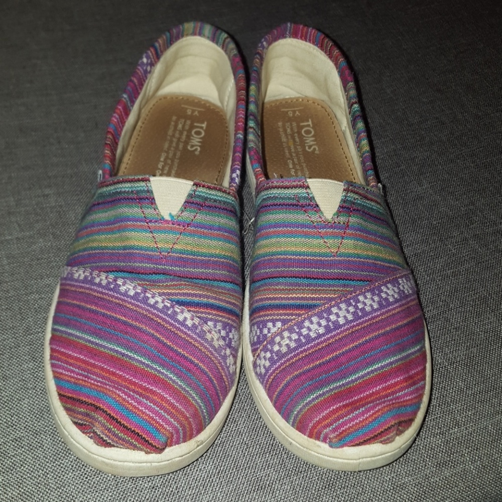 Girls Toms