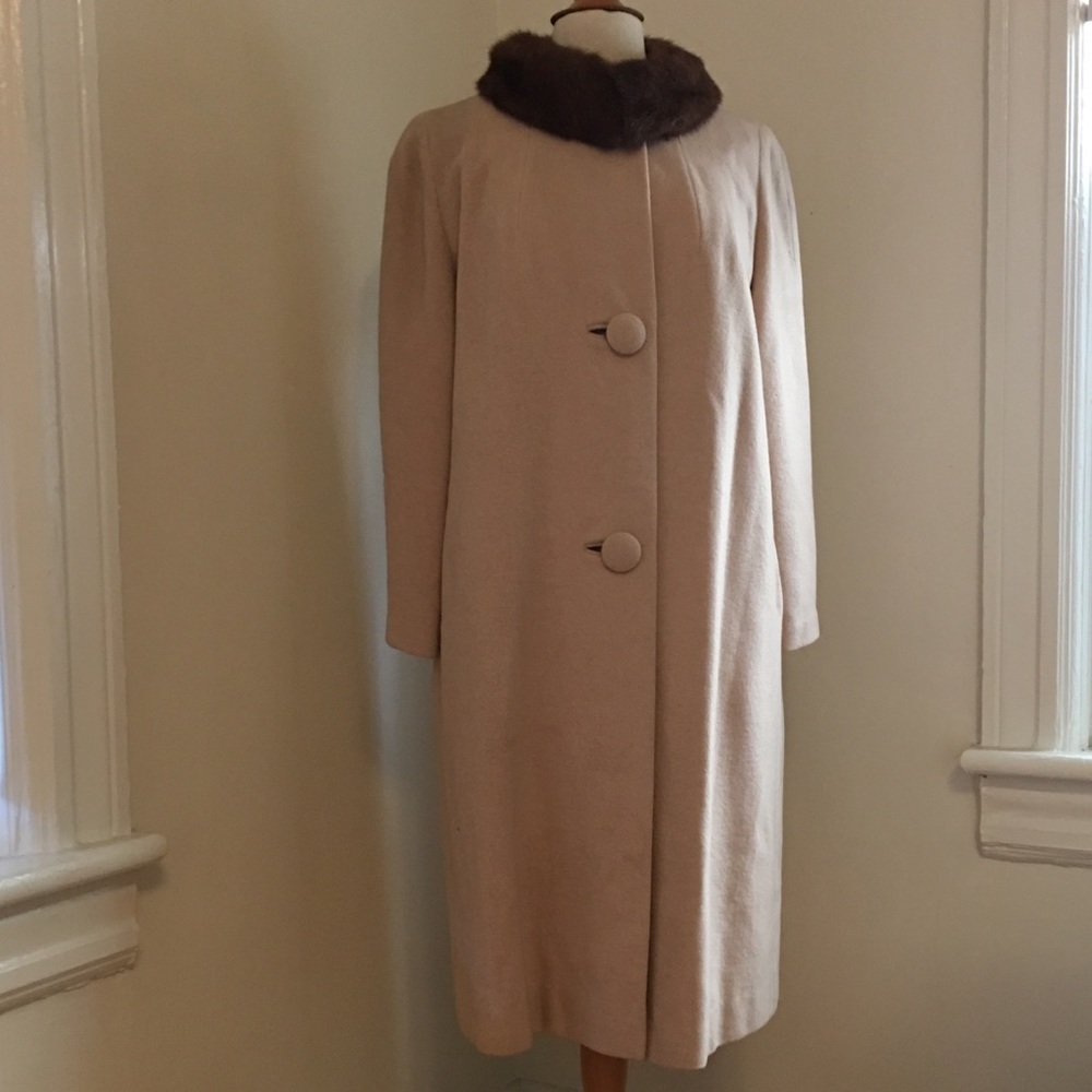 GORGEOUS Vintage Cashmere Coat w Mink Collar - Picture 4 of 4