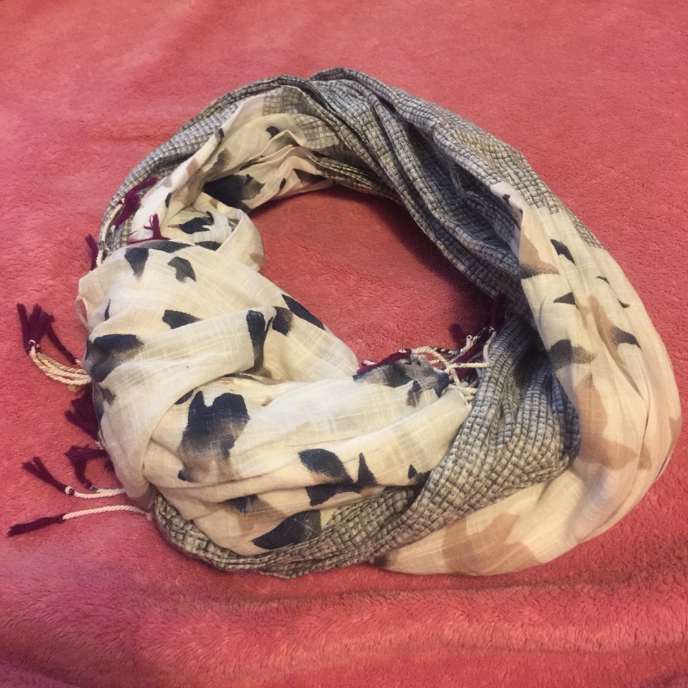 Scarf 🧣 sold sold