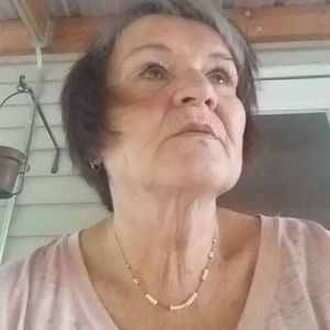 Meet your Posher, Dixie