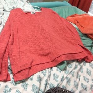 Super comfy pink long sleeve shirt!