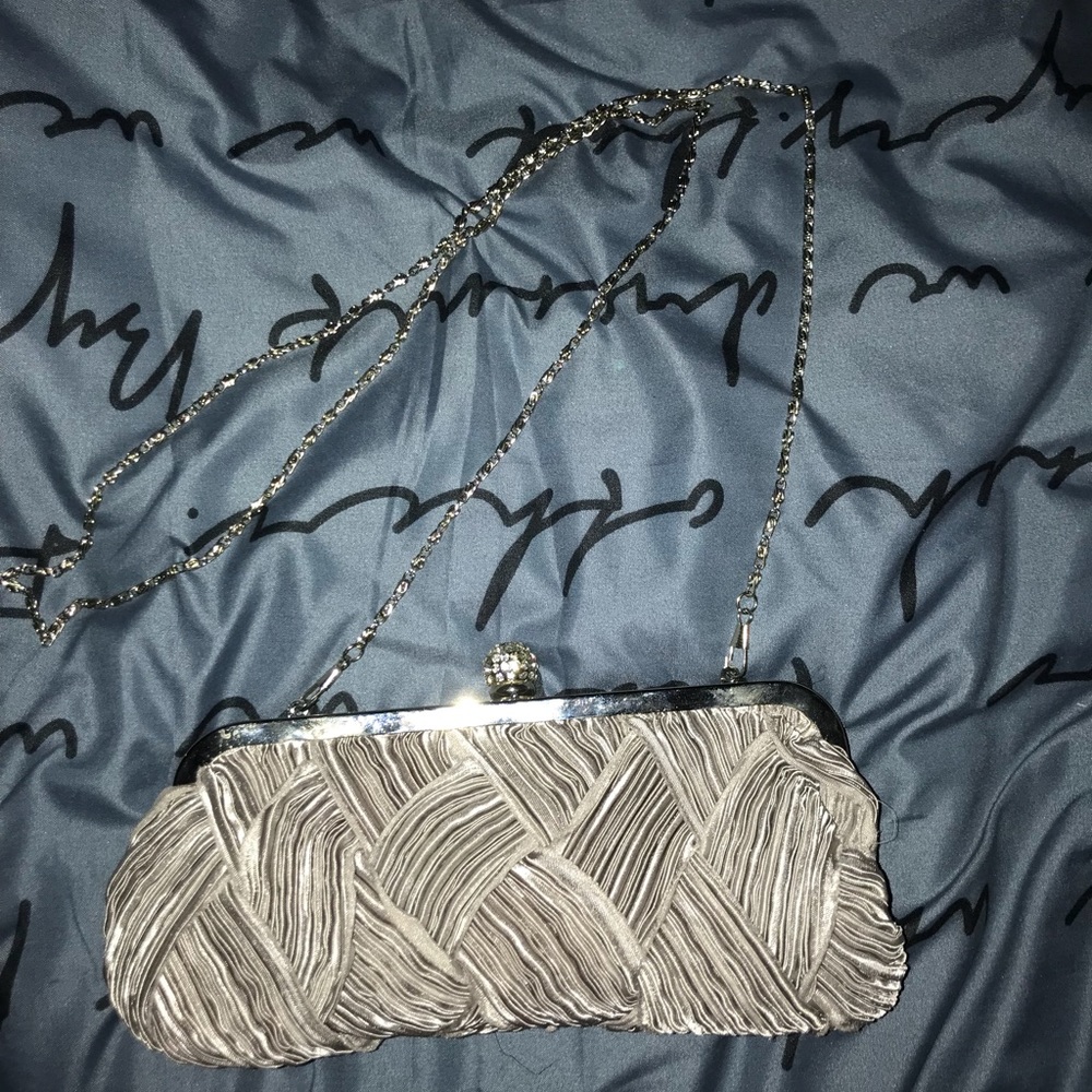 PRICE DROP💥💥Vintage crossbody clutch