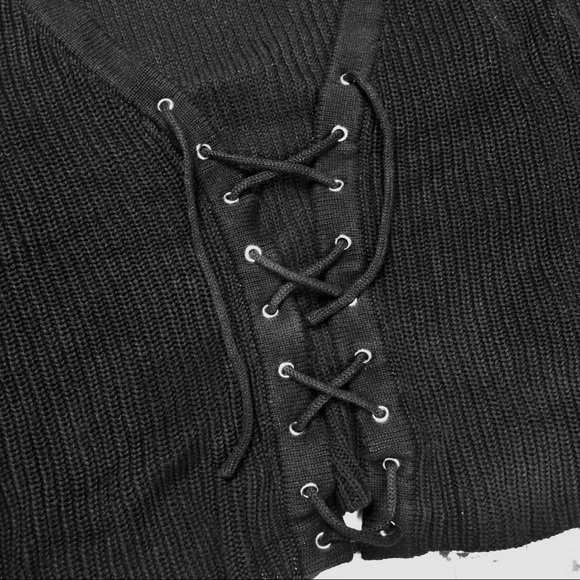 ❌SOLD❌ [Kendall & Kylie] Black Lace Ribbed Sweater - Picture 4 of 7