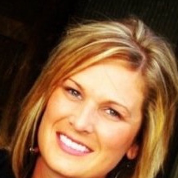 Meet your Posher, Amy - Picture 1 of 1