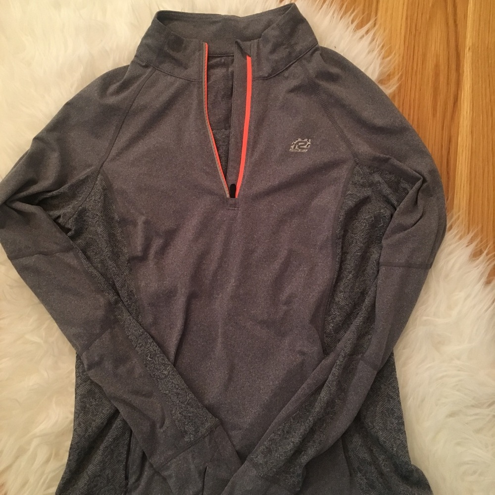 Roadrunner pullover sweatshirt