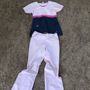 Dickies XS scrub set