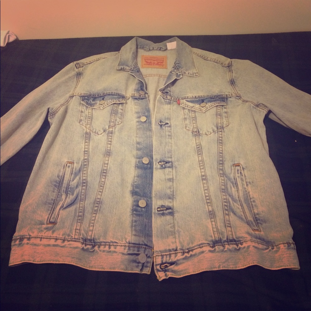 Levi's denim jacket