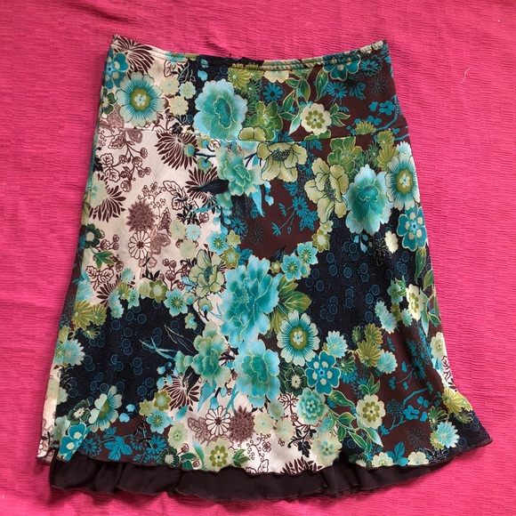 Skirt - Picture 6 of 8