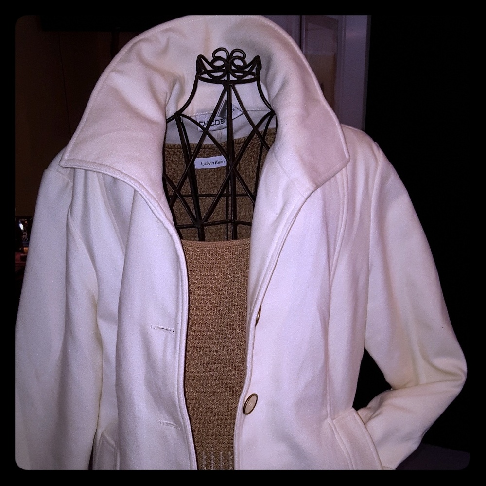 Winter white warm jacket/blazer