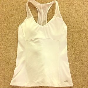 Alo yoga white top