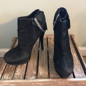 Ankle Boot with Bow