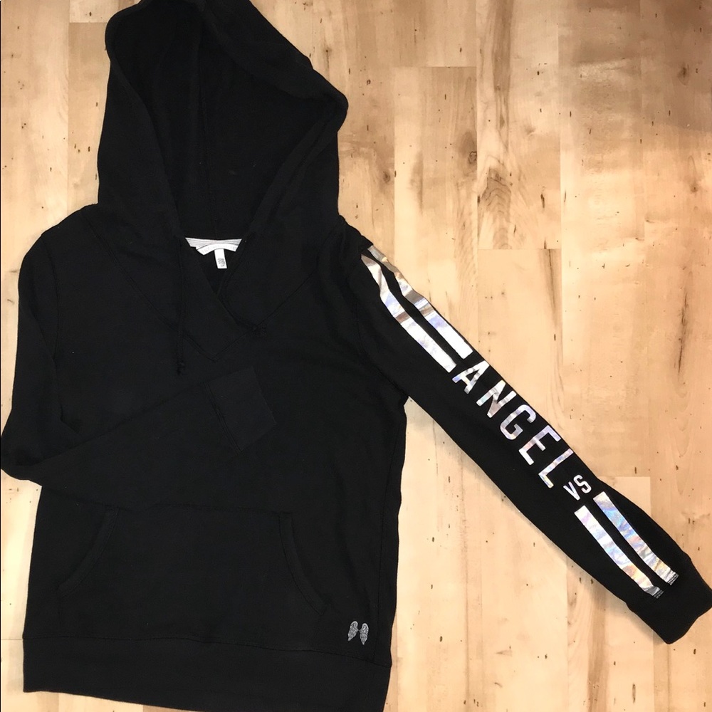 VS Vneck sweatshirt
