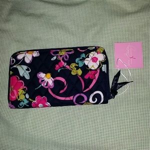 BNWT NEW Vera Bradley 'Ribbons' Accordion Wallet