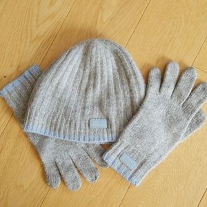 Coach hat and glove set