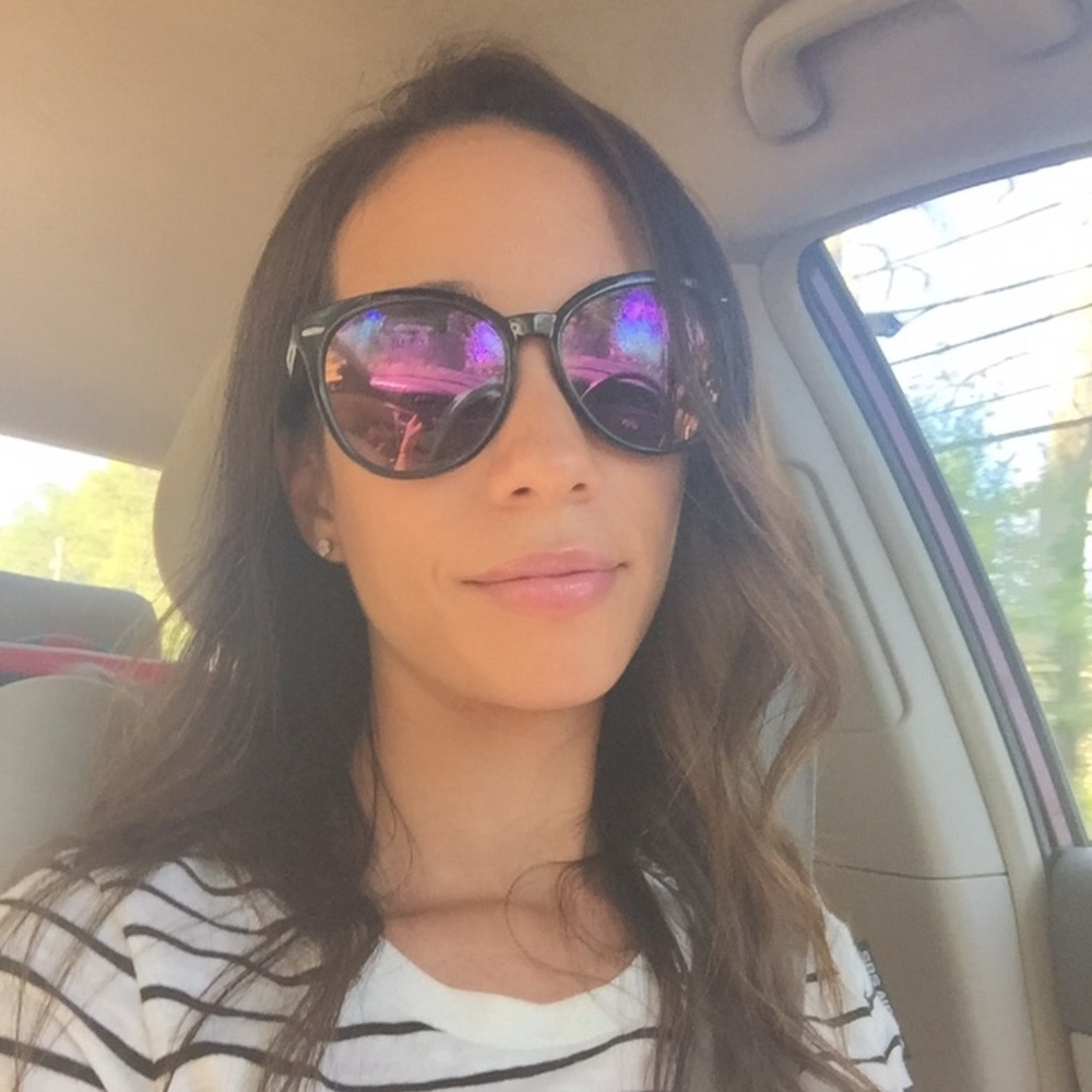 Meet your Posher, Sabrina