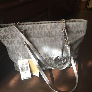 Michael Kors Signature handbag
