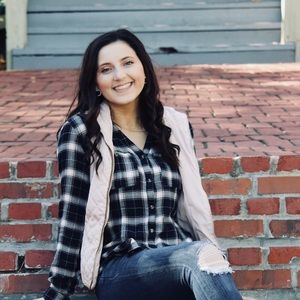 Meet your Posher, Emma