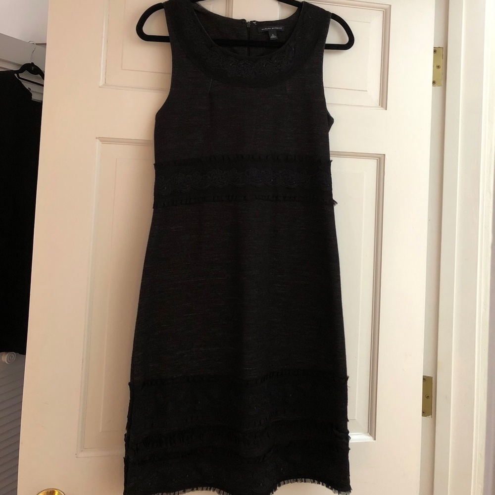Stunning comfortable dress. Work or dress!