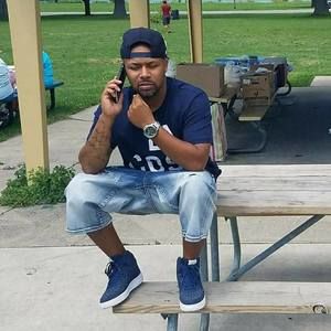 Meet your Posher, Sterlyn