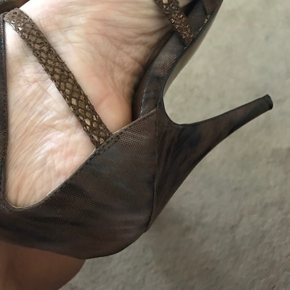 Heels - Picture 5 of 5