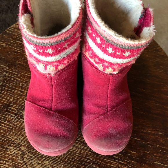TOMS PINK SUEDE BOOTS SIZE 9 - Picture 1 of 4