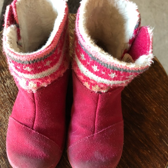 TOMS PINK SUEDE BOOTS SIZE 9 - Picture 3 of 4