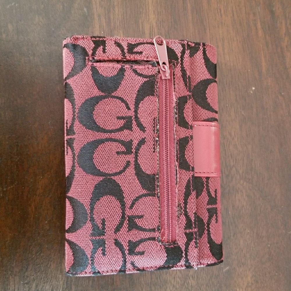 Wallet - Picture 2 of 3