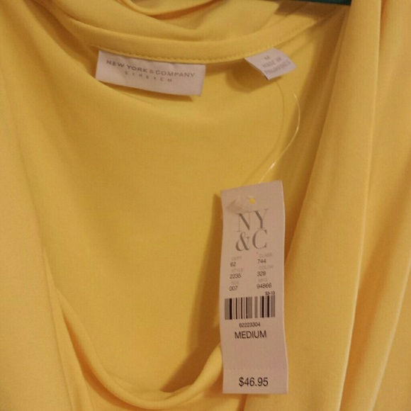 Cowl scoop neck dress - Picture 2 of 7