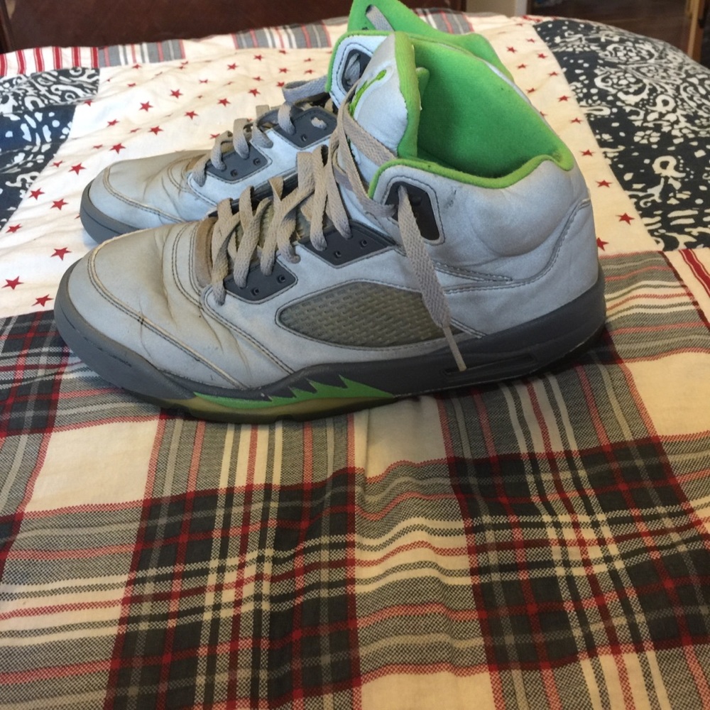 Jordan 5 green bean