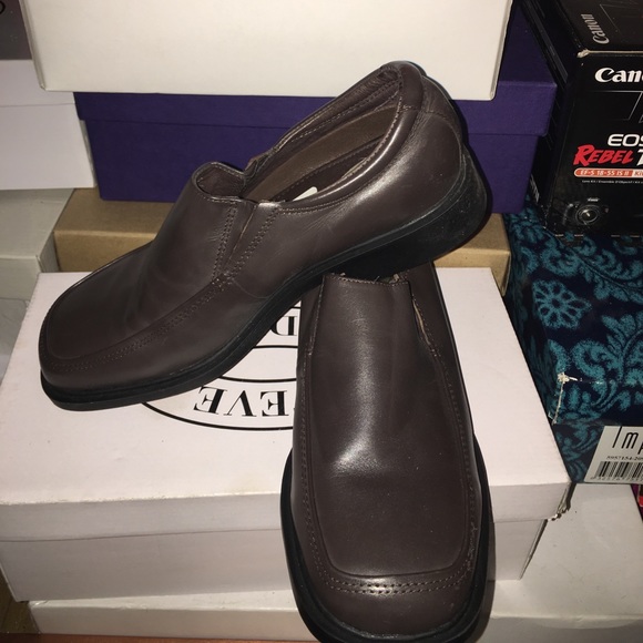 Little boy shoes - Picture 2 of 3