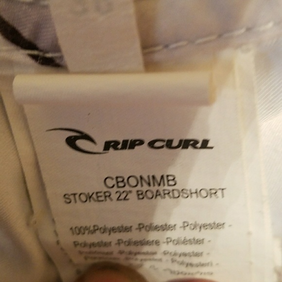 Xl rip curl board shorts - Picture 3 of 3