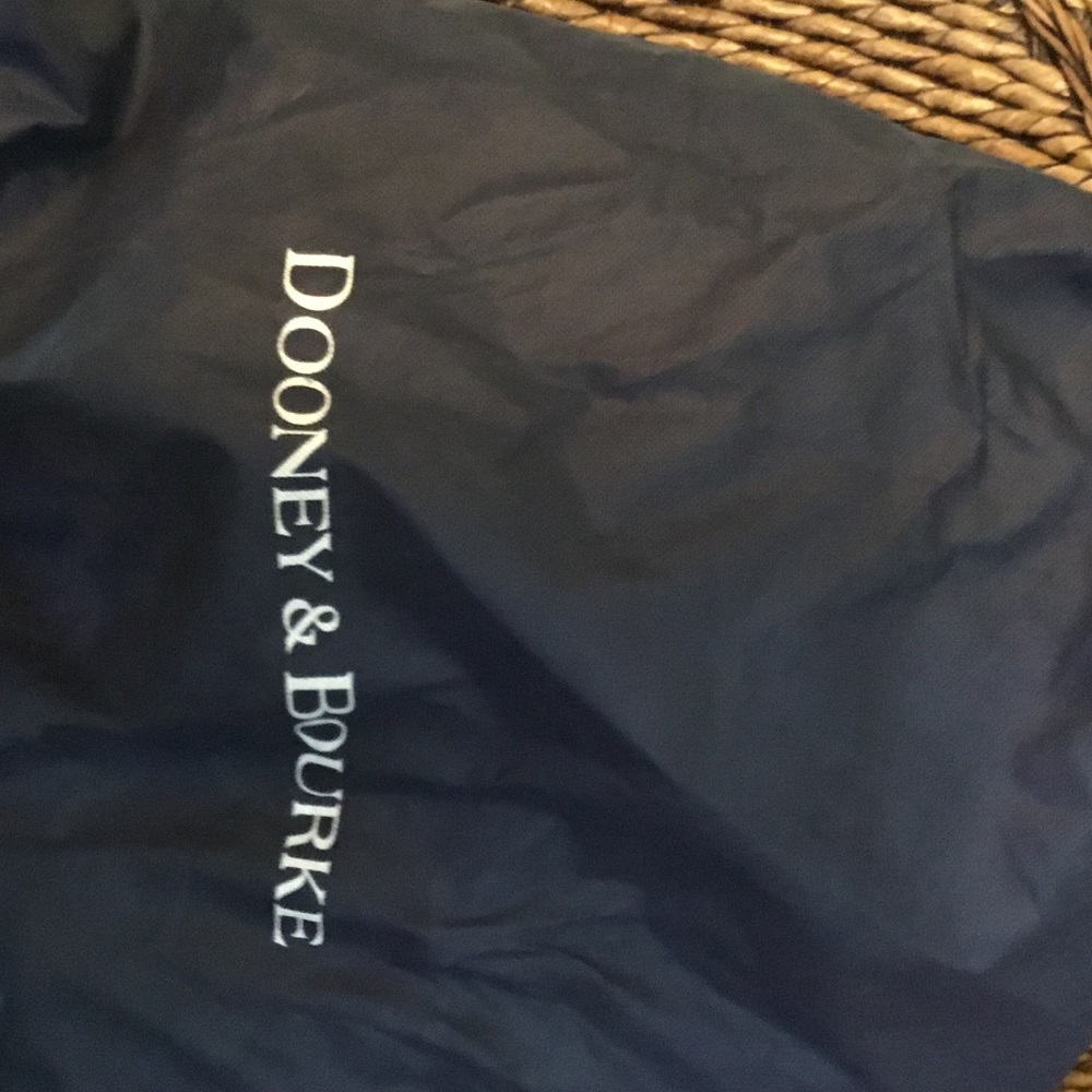 Dooney & Bourke - Picture 4 of 4