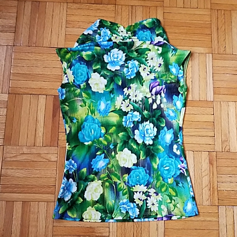 Last chance! Floral Cowl Neck Top - Picture 3 of 4