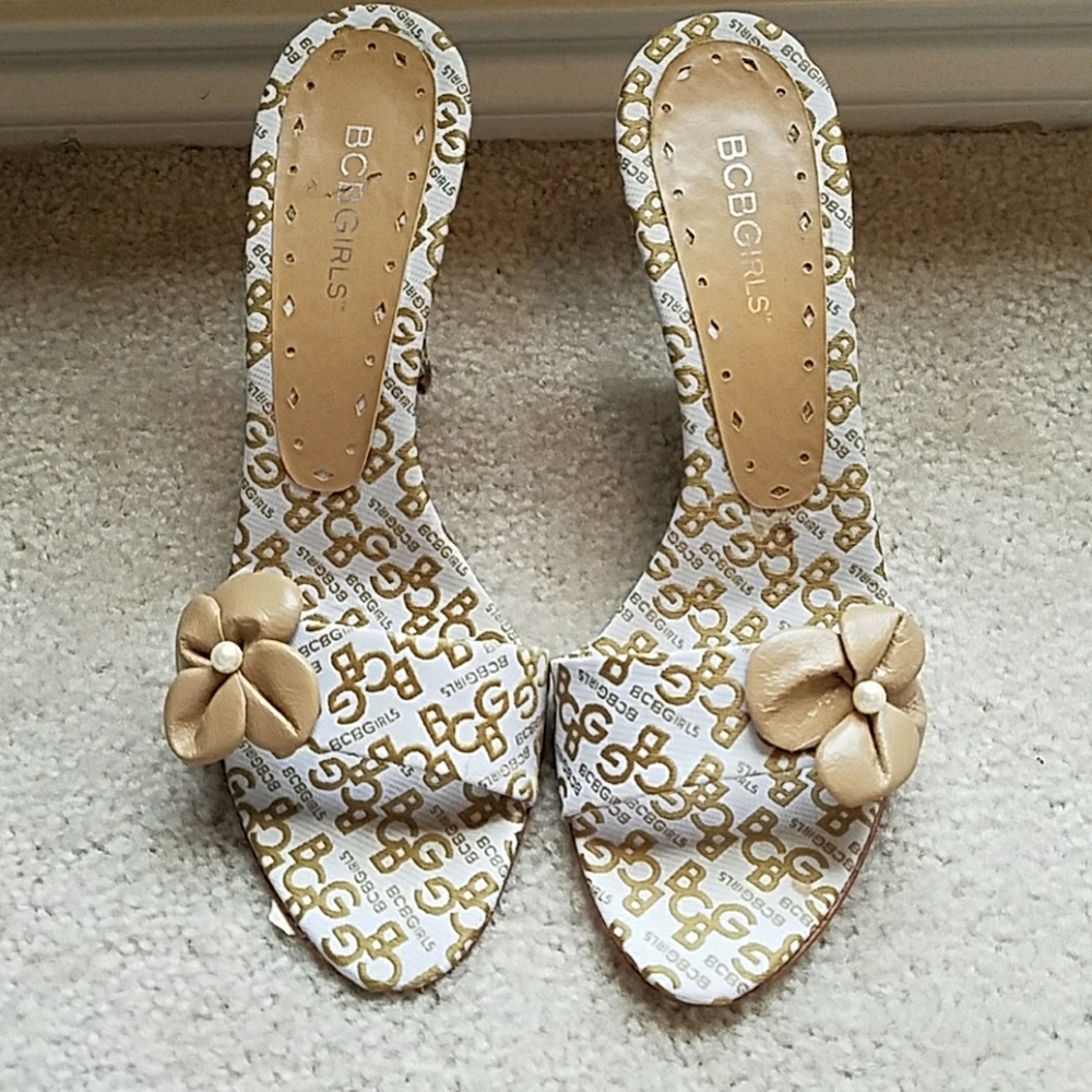 BCBG SHOES