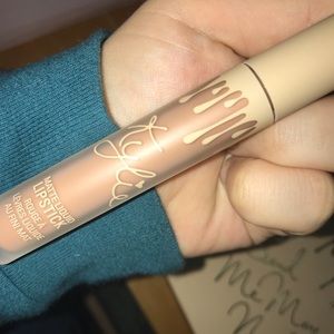 Selling the shade Naked💖💋