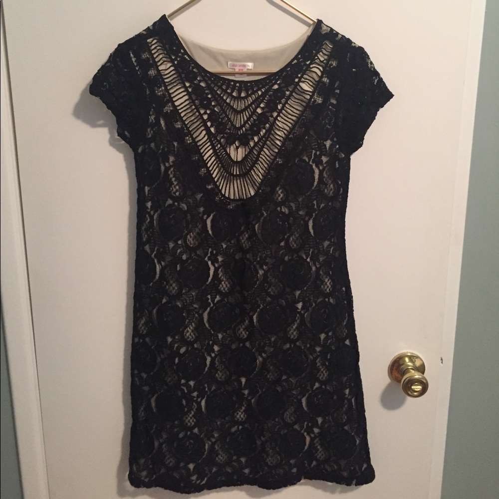 Beautiful crochet and lace dress ✨